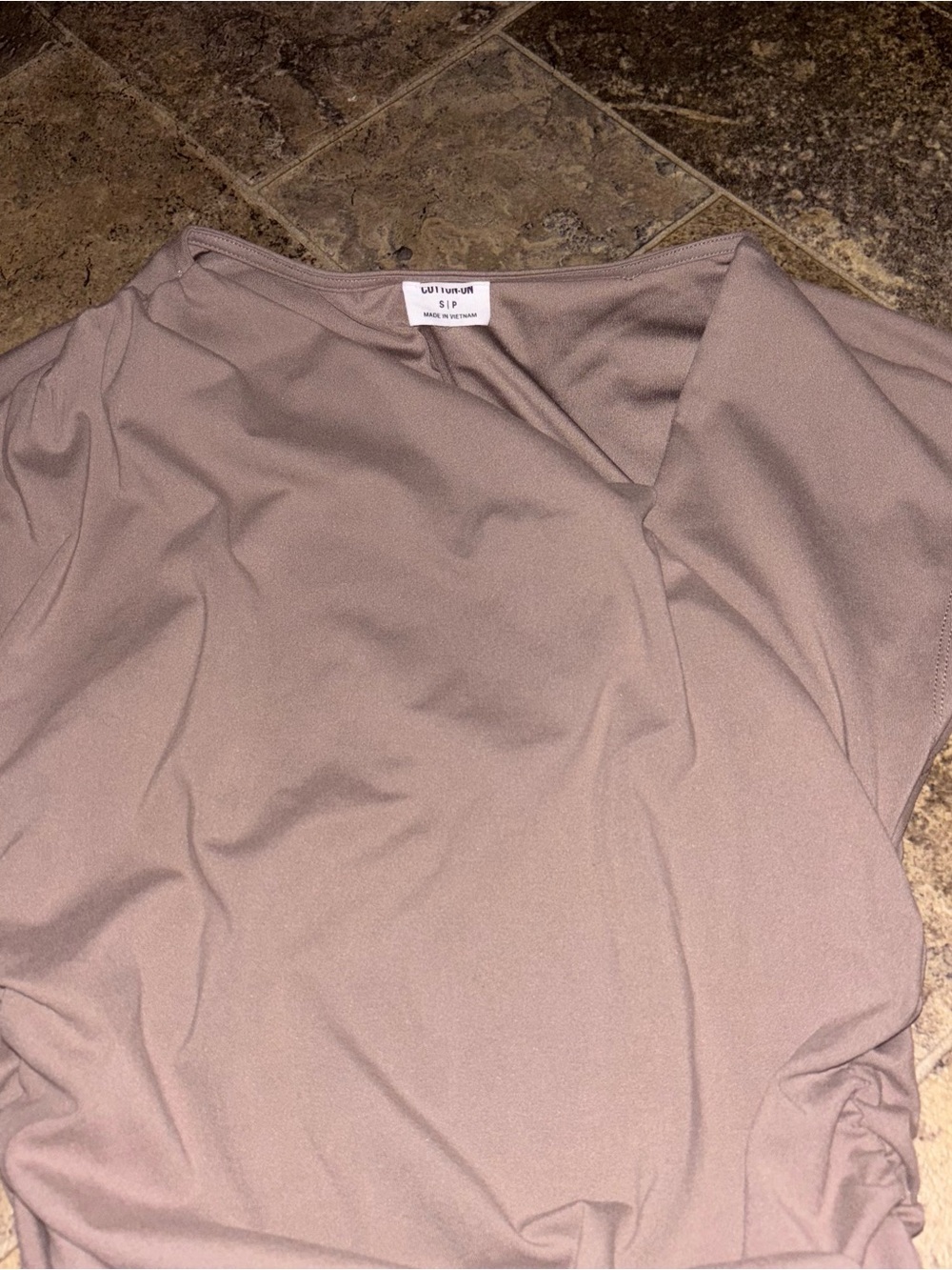 Cotton On Taupe Cap-Sleeve Ruched Crop Top - Picture 7 of 10